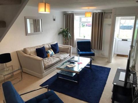 Kb99 Comfy 2 Bedroom House In Horsham, Pets Very Welcome With Easy Links To London And Gatwick Exteriér fotografie
